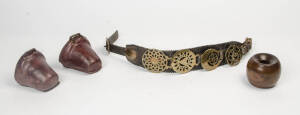 Antique equestrian accoutrements; Georgian wooden tether block, pair of leather stirrup buckets & horse brasses.