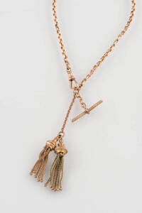 An antique double tassle fob, yellow gold, weight 15.19 grams.