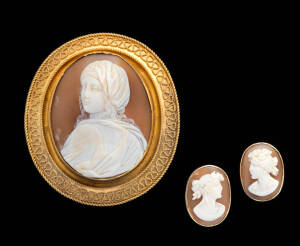 A cameo brooch and earrings, 9ct yellow gold.