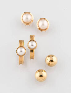 Three pairs of earrings, 18ct gold, weight 14.75 grams and 14ct gold, weight 6.6 grams.