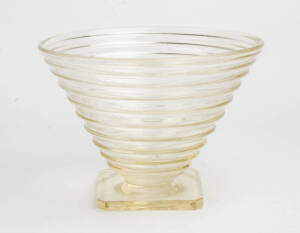 A Daum & Nancy citrus coloured art deco heavy glass bowl, signed Daum Nancy France. 22cm