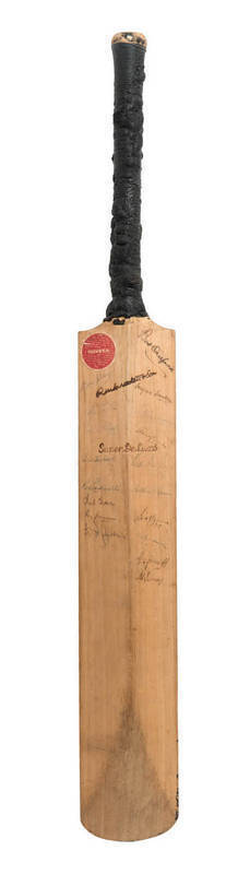 c1948 AUSTRALIAN TEAM: "R.M.Crockett & Son - Victory Special" full size Cricket Bat, signed on reverse by 18 Australian cricketers - Bert Oldfield (in the ownership position), Bill Alley, Don Tallon, Colin McCool, Ern Toshack, Ray Lindwall, Fred Freer, Ia